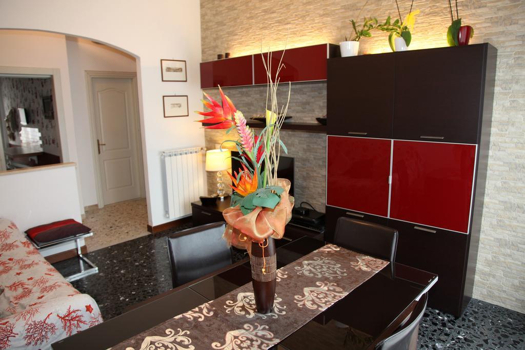 דירות A Casa Di Simone A וירג'יו מראה חיצוני תמונה